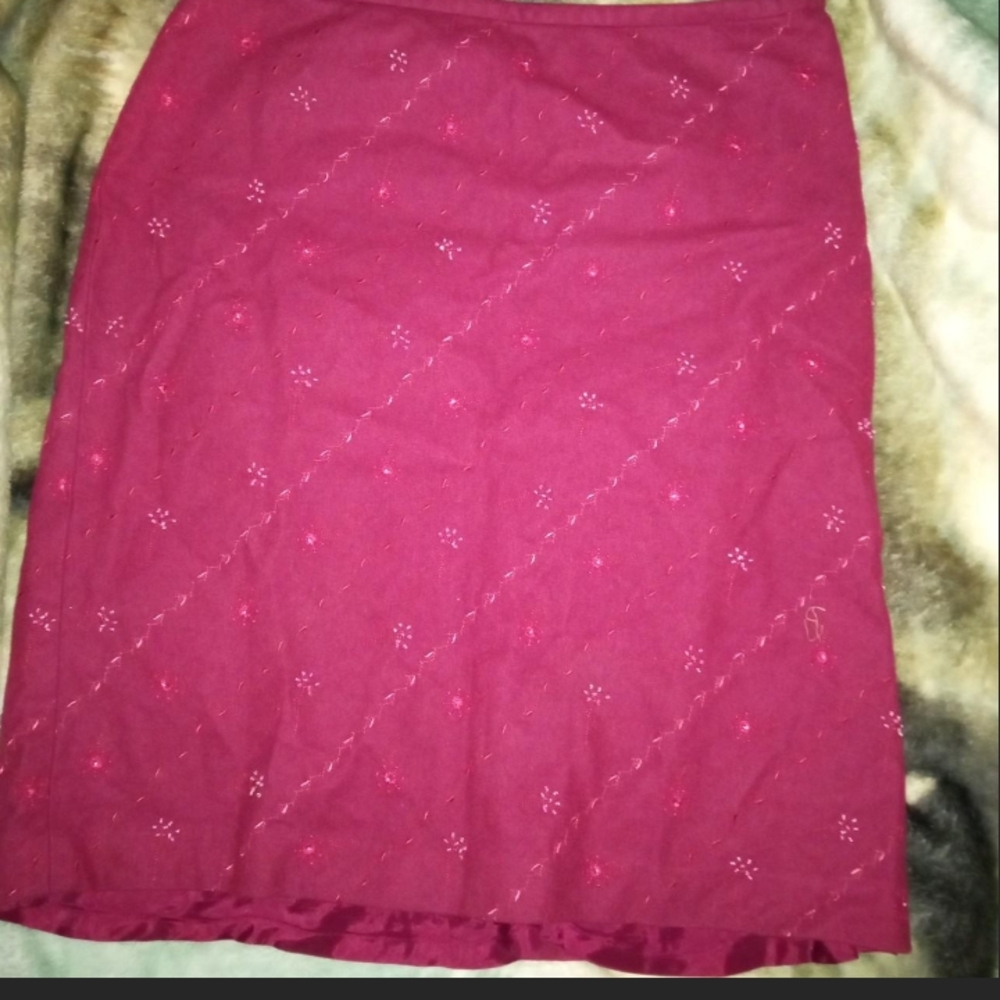 Elegant Burgundy Skirt
